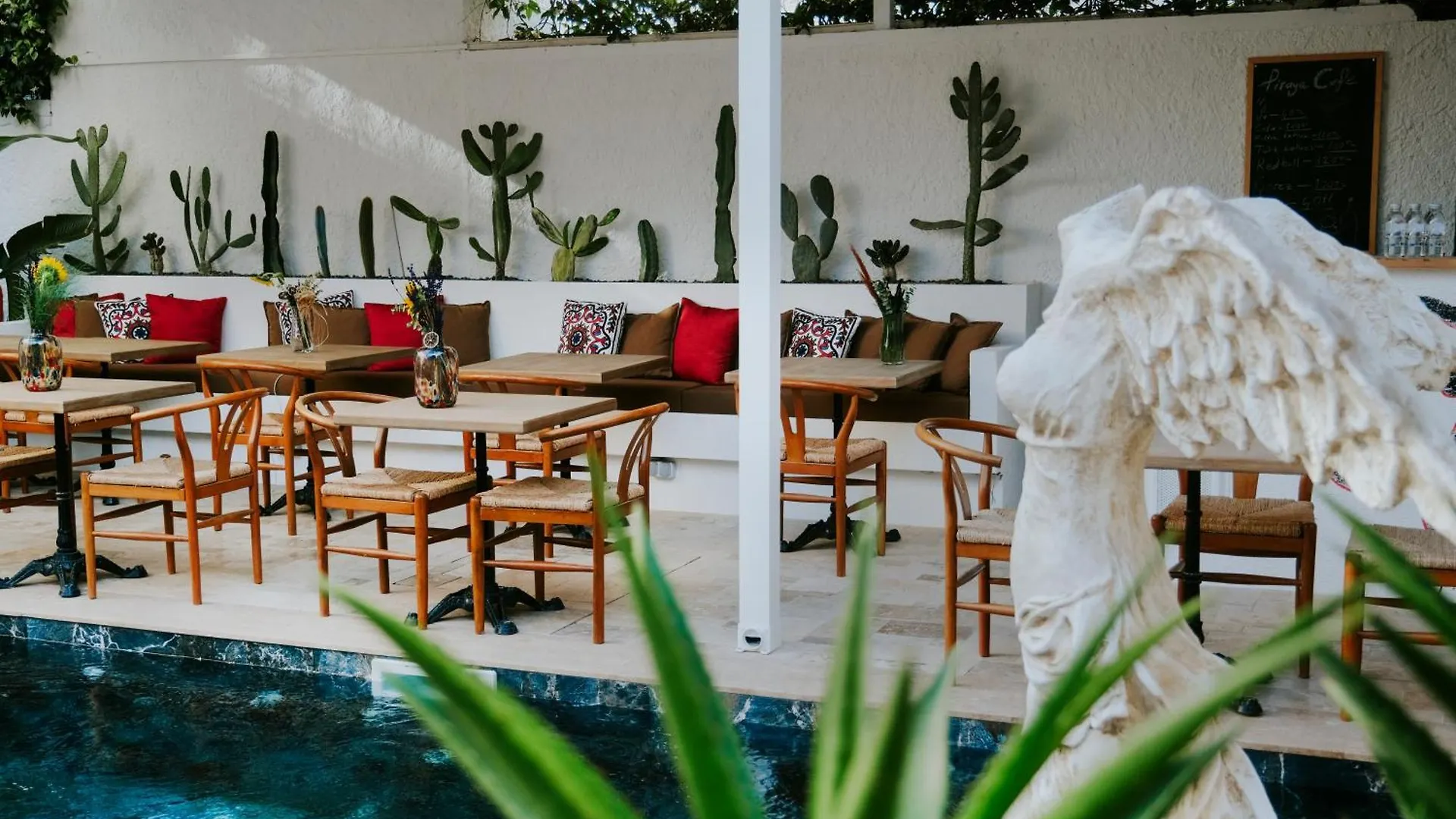 Piraye Otel Alacati Çeşme